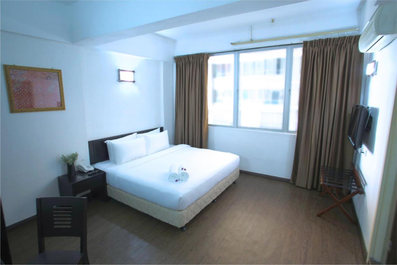 Hotel Pandan Johor Bahru Bagian luar foto